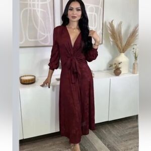 ZARA NWT WOMAN V NECK LONG JACQUARD DRESS BURGUNDY |  SIZE SMALL